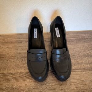 Steve Madden Platform Loafer Heels – Black